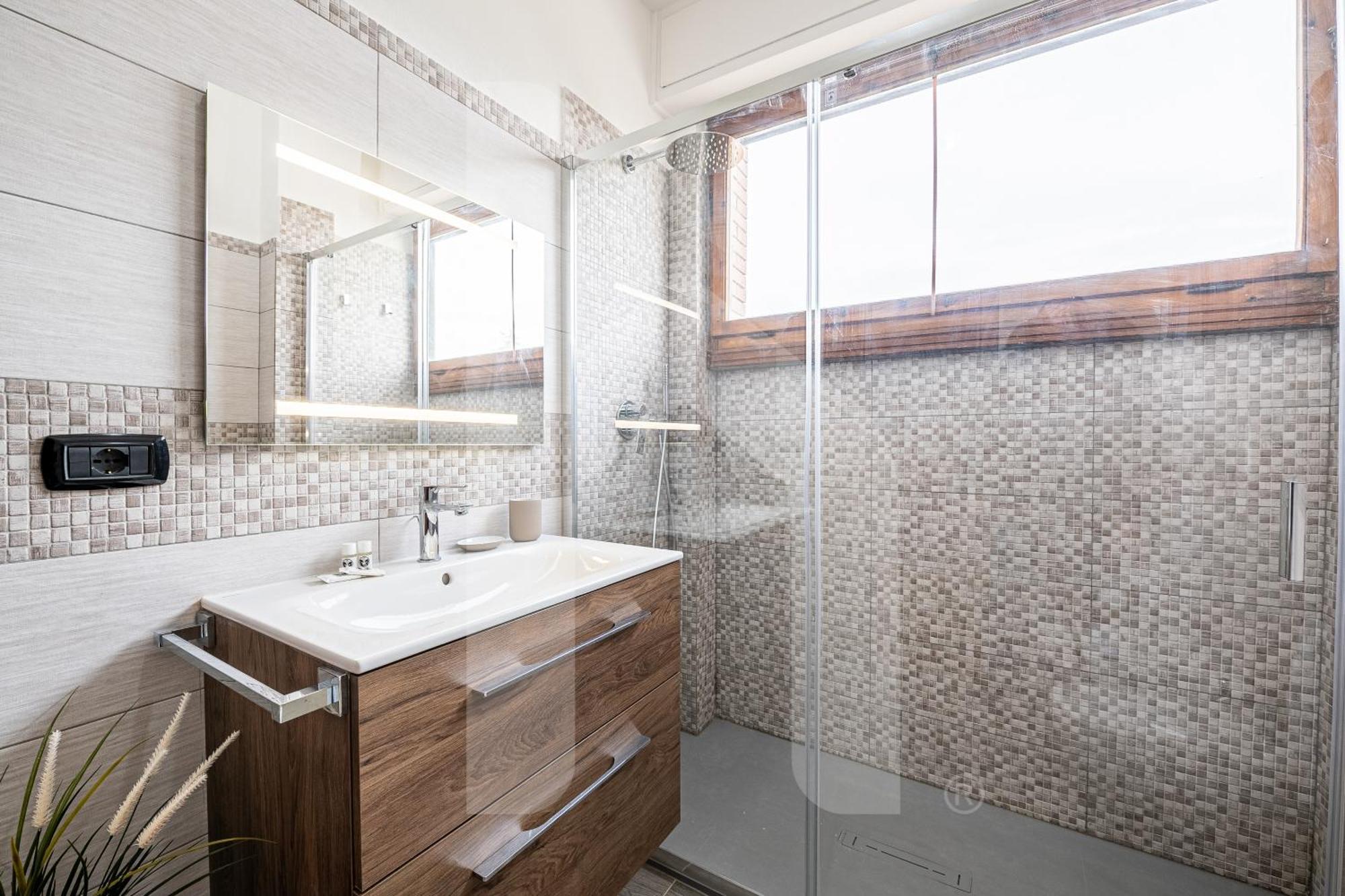 Homiday - - Elegant Apartment- 3 2 Bagni Apartment Pisa